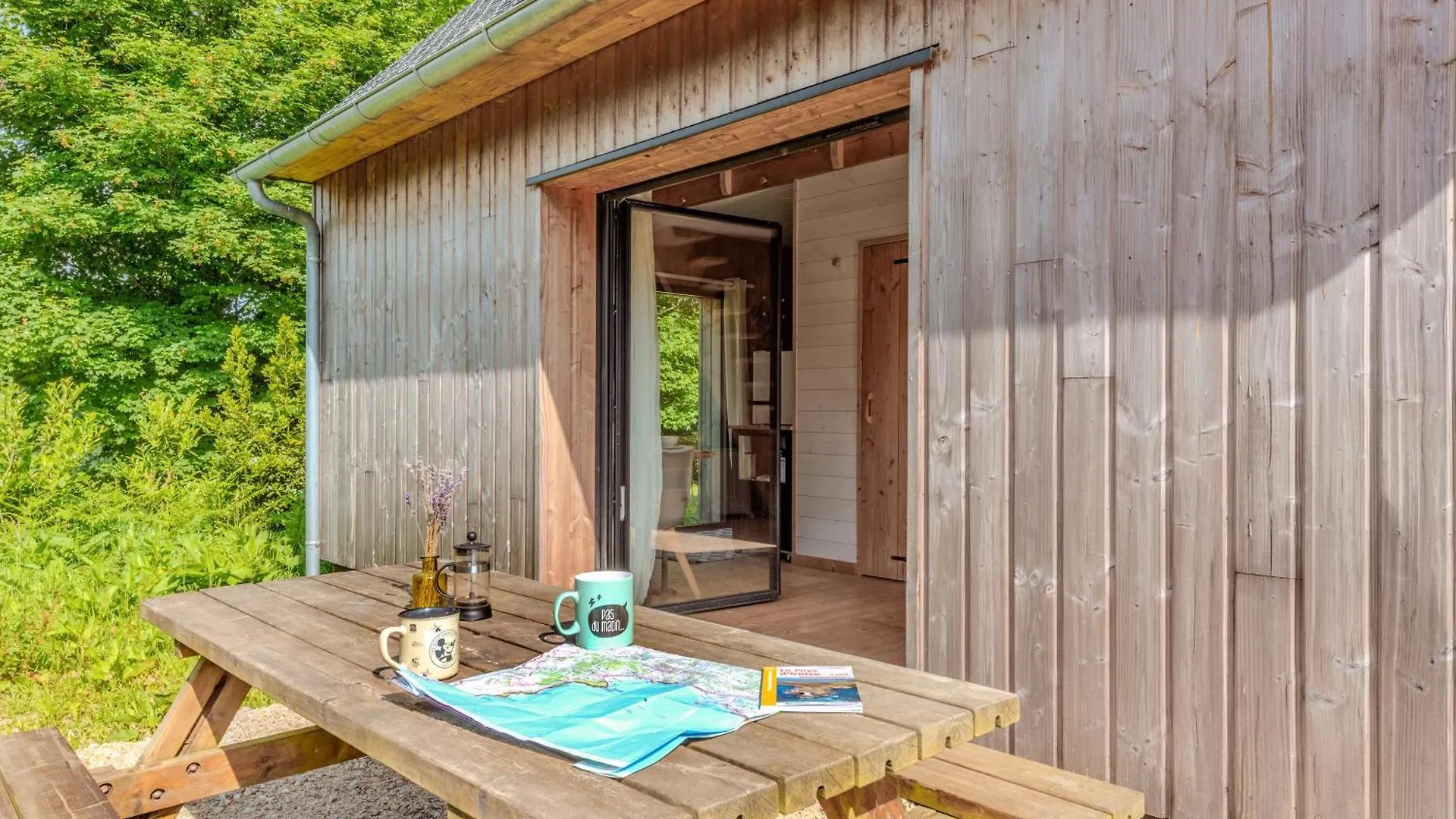 Casa de Férias Mini-Maison Bois Monts D'Arree Saint-Rivoal França